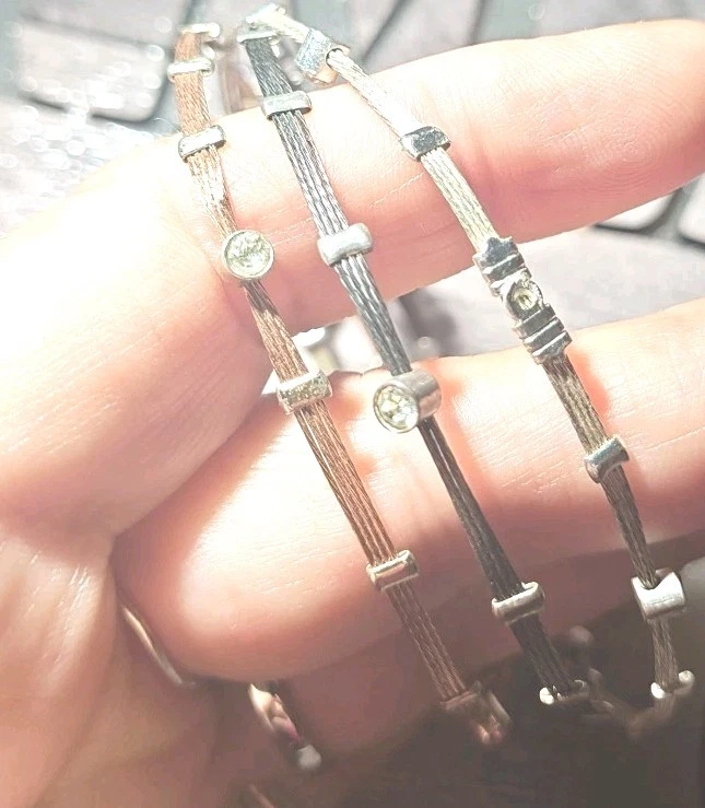 VTG Cable Wire Bracelet Set  Rhinestone Memory Wire Bangle Stack - Image 3 of 4