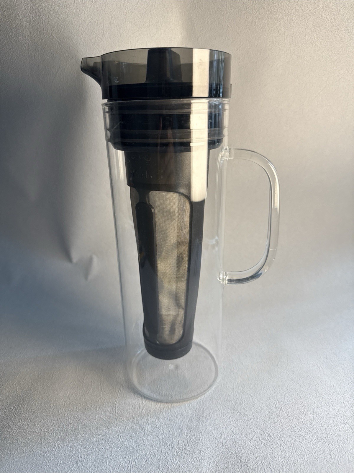 Pitcher Sur La Table Fine Cookware M4