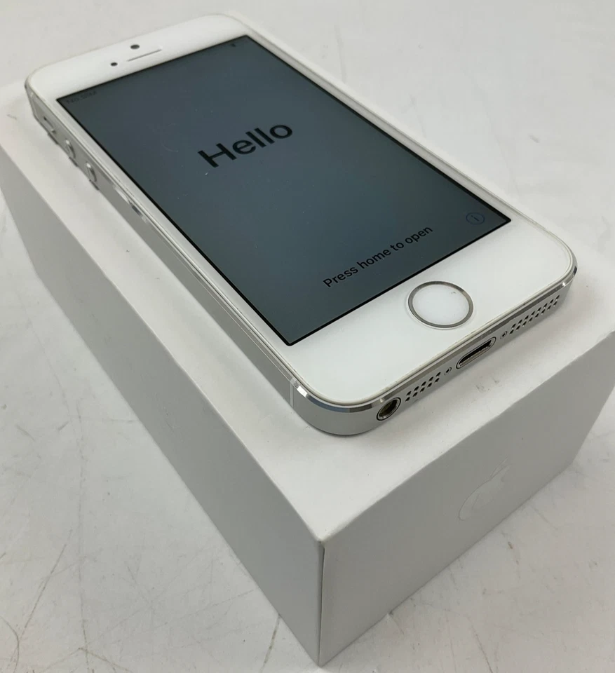 iPhone 5s Silver 32GB Model A1457 with Touch ID and Camera - Image 3 of 4