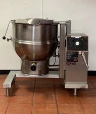 Groen 2021 DEE/4T-40C 208v/3 Phase Stainless Steel 40-Gallon Steam