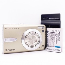 Fujifilm FinePix F30 F Series 6.3MP 3x Zoom Compact Digital Camera From Japan