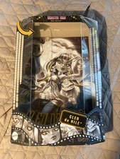 Mattel Monster High Cleo de Nile reel drama box and poster