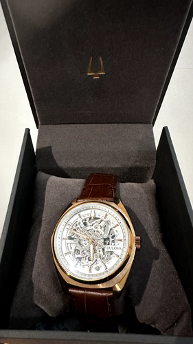 Bulova Surveyor Automatic Rose Gold Case Men's Watch 97A175 - Picture 3 of 3