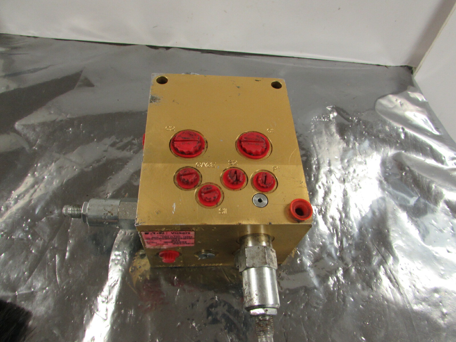 EATON VICKERS MCD-2462 REVISION G MCD2462 HYDRAULIC VALVE MANIFOLD 