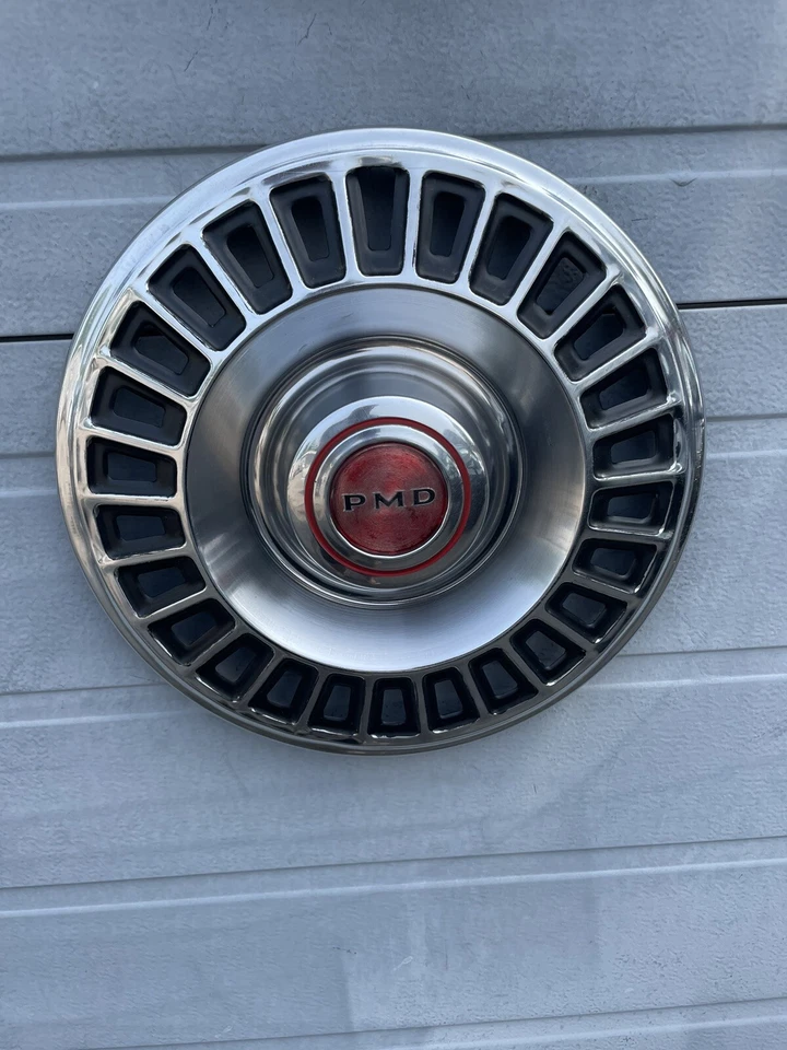 Pontiac Firebird Catalina Bonniville Tempest Ventura 1967-72 tapacubos 4 buen fabricante original Foto 4 de 4