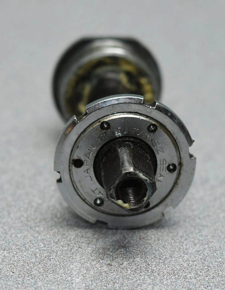 Soporte inferior SR Suntour, cuadrado 68 x 116 mm, bola suelta mtb vintage Foto 3 de 4