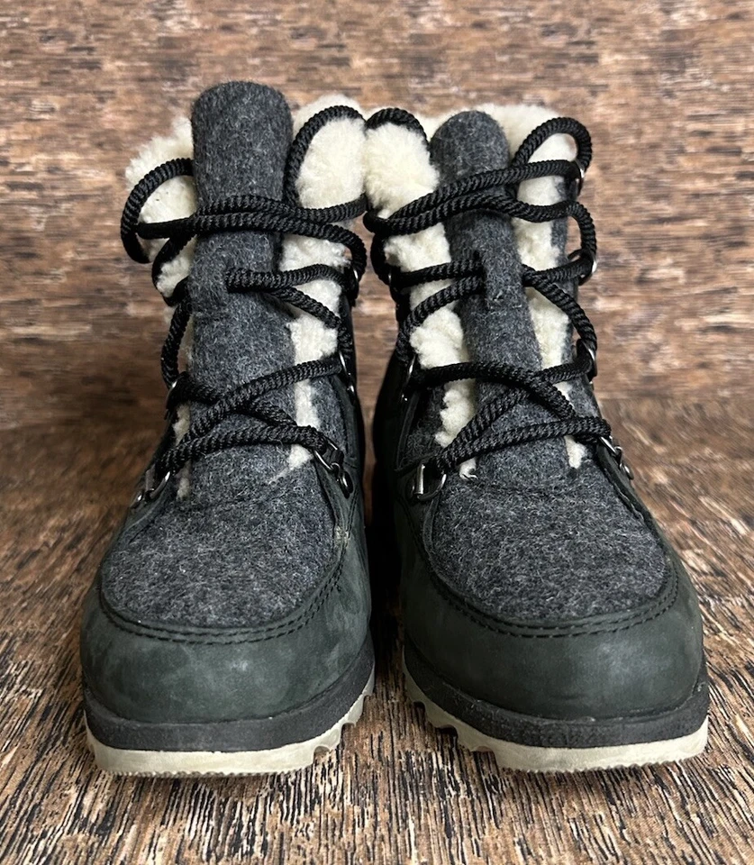 Botas de neve Sorel Sneakchic alpinas inverno tornozelo silenciado preto/cinza camurça feminina 8 - Imagem 2 de 4