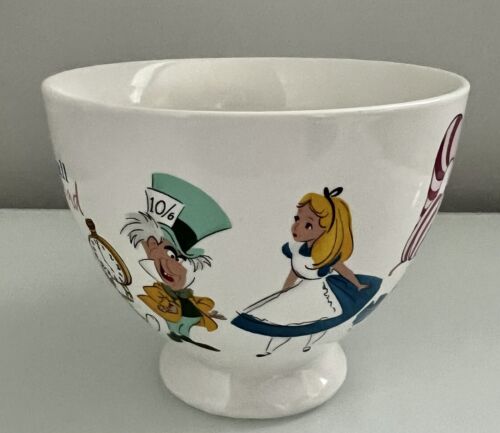 Disney ALICE IN WONDERLAND Ceramic Footed Mug Teacup - Cheshire Cat Mad Hatter - Picture 1 of 4