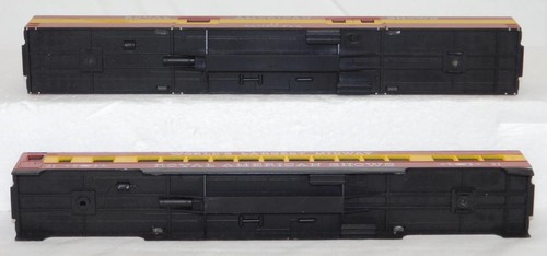 Concor HO Scale Royal American Shows 4 passenger cars #17 x2 #21 #72 needs trux - Picture 5 of 24