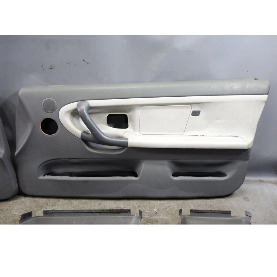 Par de paneles de puerta interior de 2 puertas BMW E36 M3 98-99 dañado cuero gris paloma OEM Foto 2 de 4