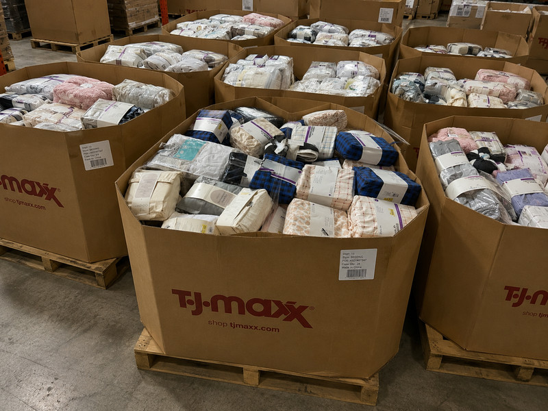 New Best Buy Retail Deals | Mixed Product Value Box