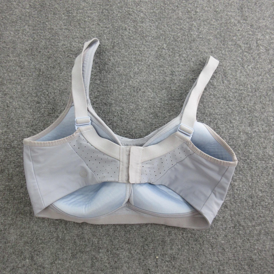 Lululemon Sports Bra Womens 34DD Light Gray Padded Hook Back Adjustable Straps - Image 4 of 4