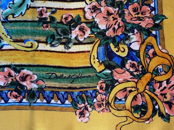 DOLCE GABBANA MAİOLİCA SİLK QUADRATISCHER SCHAL