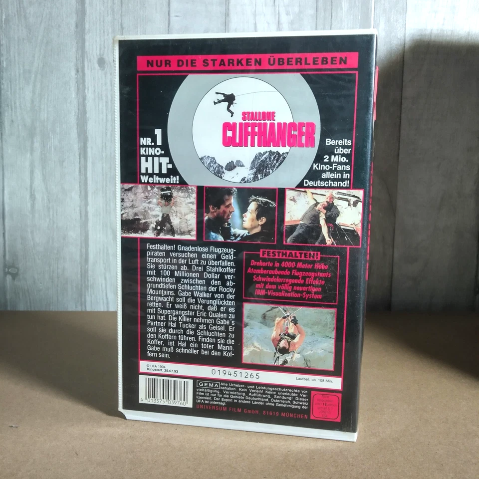 Cliffhanger: Nur die starken Überleben - VHS Video Kassette - ufa Grossbox #K - Bild 2 von 4