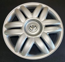 Single 2000 2001 Toyota Camry Wheel Cover Hubcap 15 Silver Factory Oem 61104