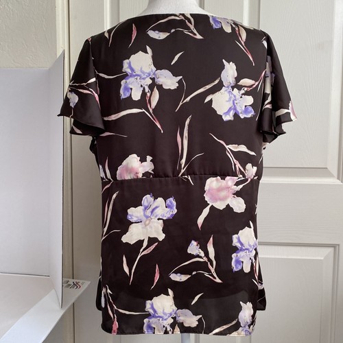American Living Women's Top- Size XL Brown Print Floral V Neck - Picture 4 of 8