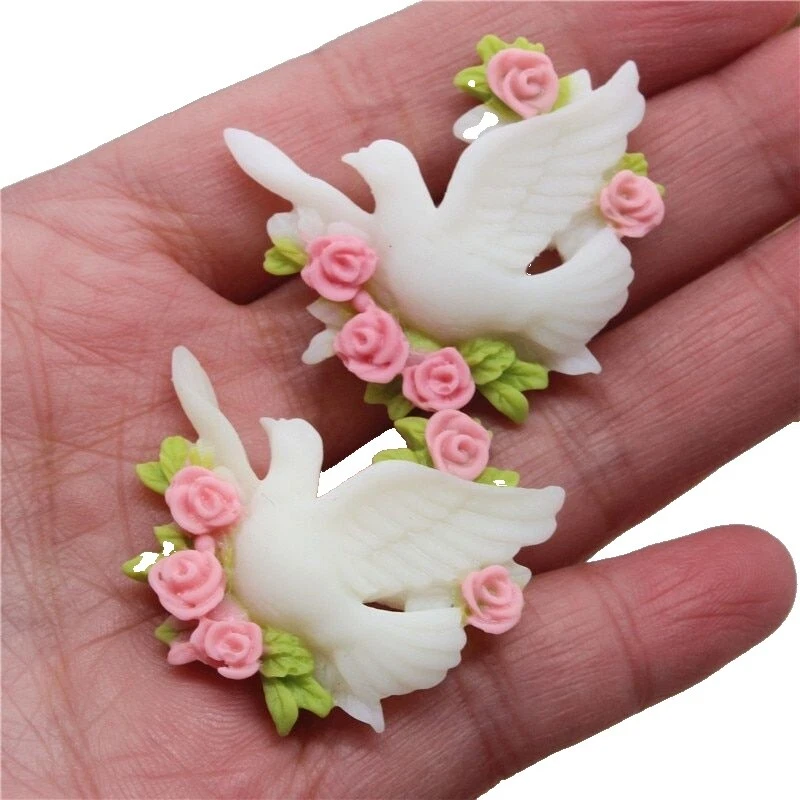 Resin Flower Love Cardmaking & Scrapbooking Buttons