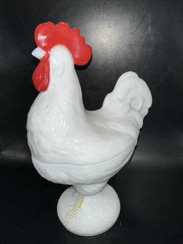 VINTAGE WESTMORELAND MILK GLASS PEDESTAL ROOSTER CANDY DISH