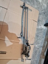 FORD FOCUS MK2 5 DR HATCH 2006 WIPER MOTOR (FRONT) 4M51-17508-BA
