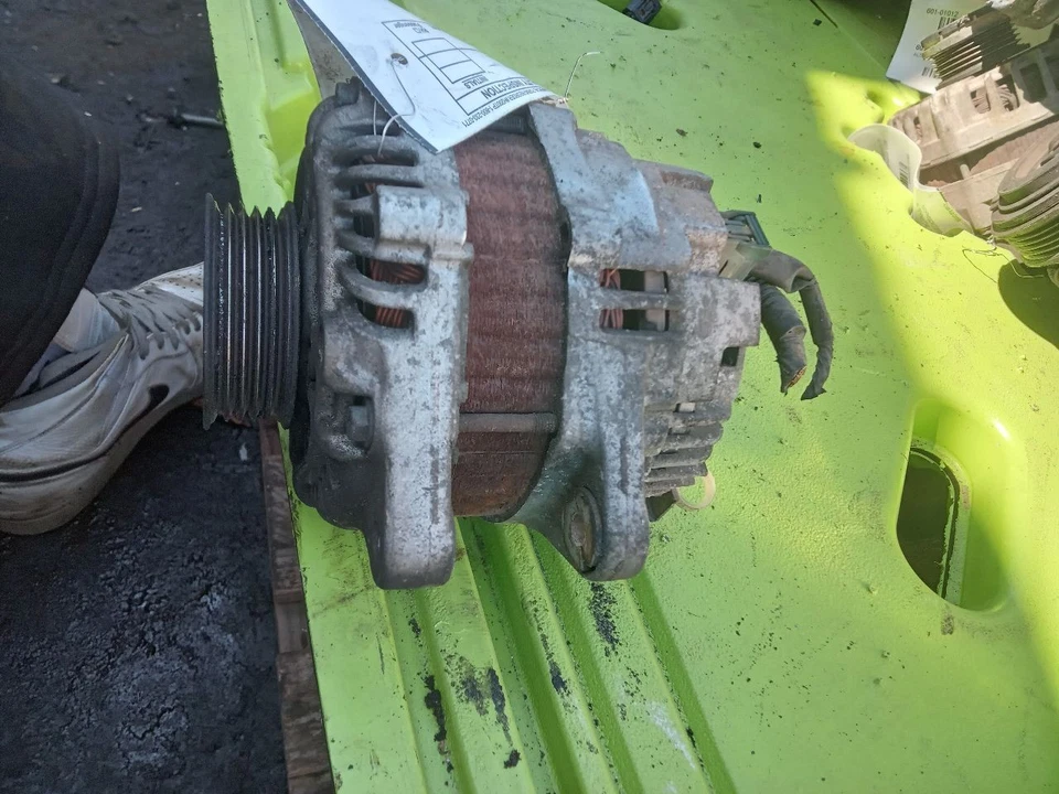 Used Alternator fits: 2010 Honda Fit gasoline Grade A Foto 2 de 4