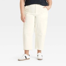 Women's Mid-Rise Barrel Leg Cargo Pants - Universal Thread Cream 17