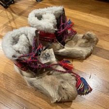 Norwegian Sami Saami Reindeer Lapland shoes boots Vtg S/M 9   "perfect"