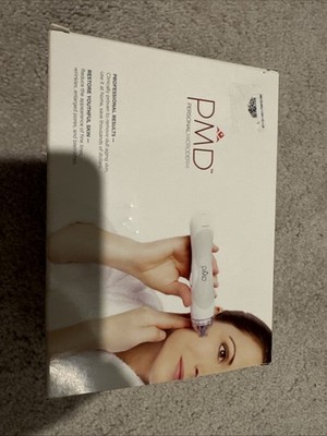 PMD Personal Microderm Microdermabrasion Machine with Kit and 12 Bonus Disks