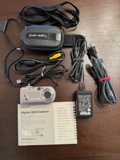 Sony Cyber-shot DSC-P10 5.0MP Digital Camera - Silver