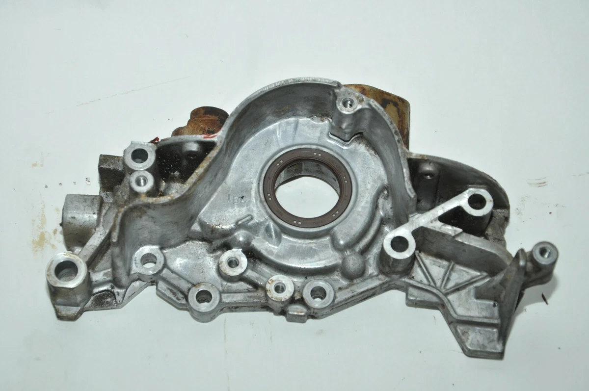 1999-2005 Mitsubishi Eclipse GT 3.0L V6 Oil Pump Housing Assembly
