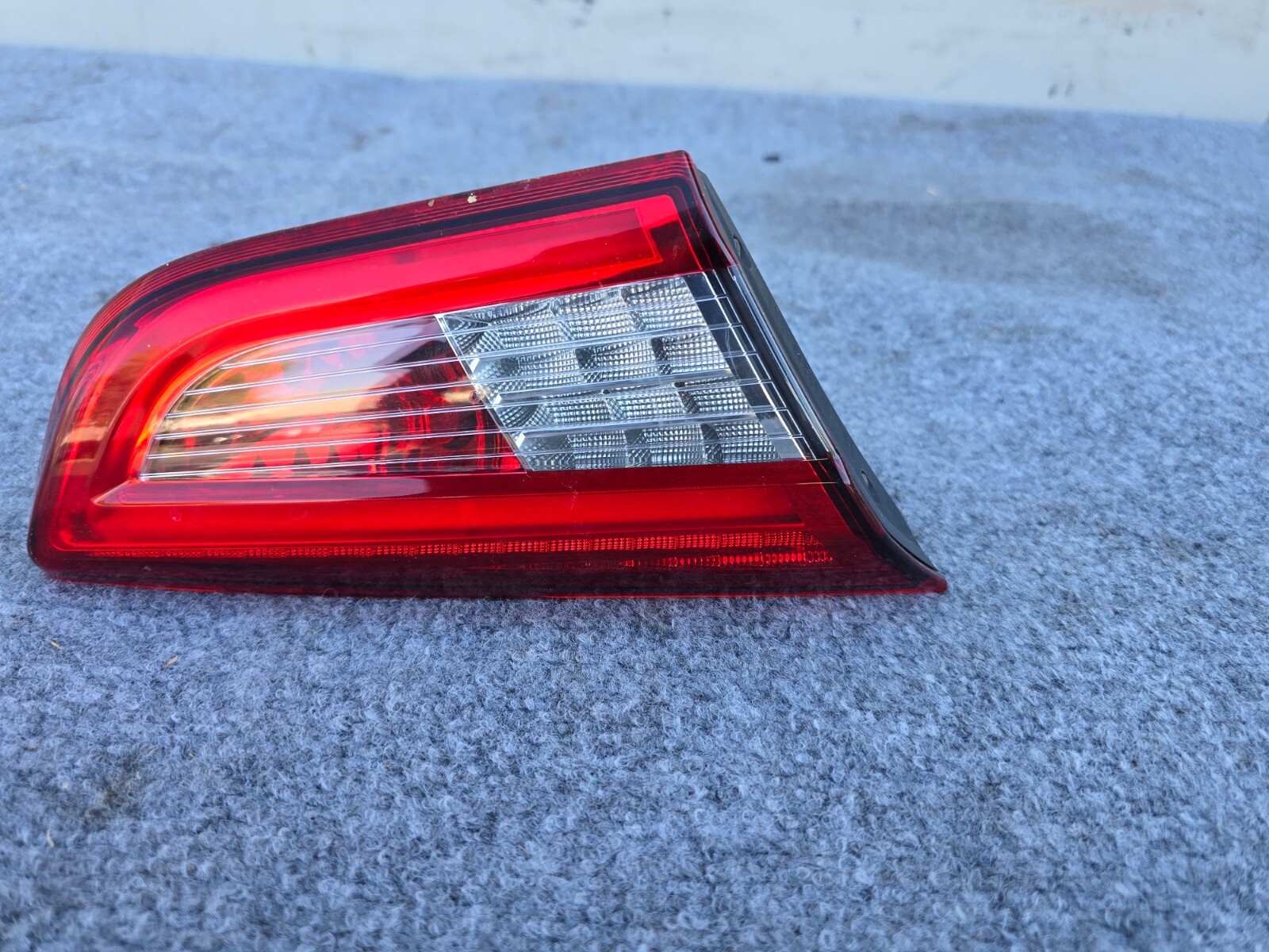 LEFT SIDE TRUNK TAILLIGHT TAILLAMP OEM 74K 14-19 MASERATI GHIBLI S QUARTOPORTE