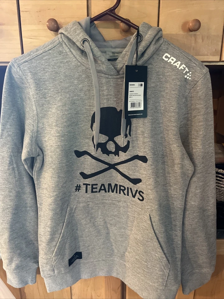 NUEVA Sudadera con Capucha Craft Sportswear #TEAMRIVS Mujer XS Gris Negro Calavera Huesos Cruzados GÓTICA Foto 2 de 4