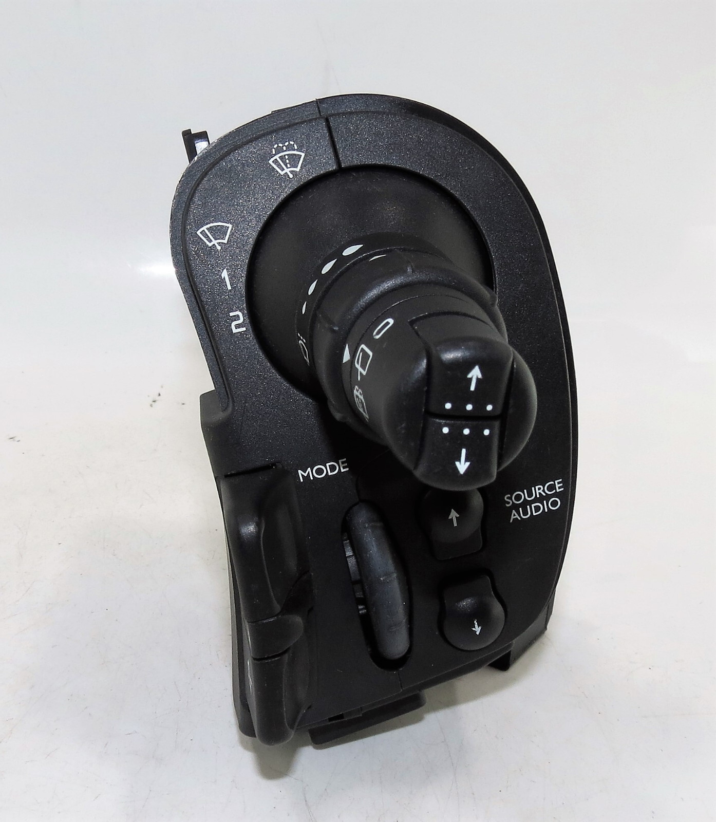 88103003177 Renault Clio 3 05-13 Right Side Front Rear Wiper Media  