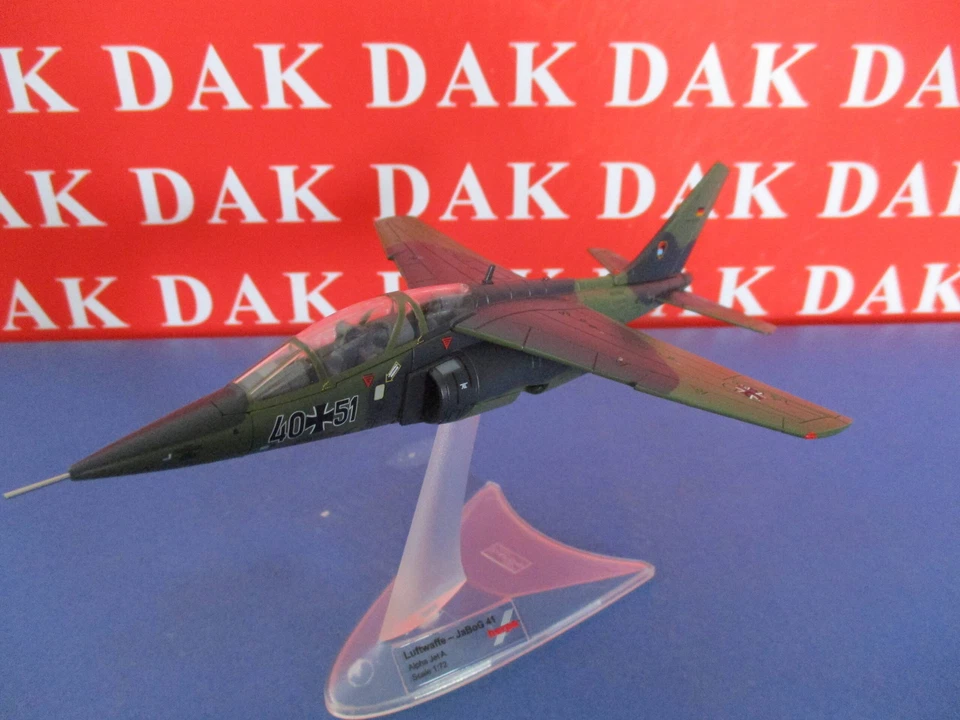 Die cast 1/72 Modellino Aereo Dassault Dornier Alpha Jet A JaBoG 41 Germany - Immagine 2 di 4