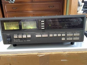 Amplificateur linéaire YAESU FL-7000 500W HF modèle tardif pour pièces ne...