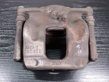 Mercedes W117 C117 X117 Bremssattel Vorne Rechts A0004216881 TRW 295x28 Mercedes W117 C117 X117 Bremssattel Vorne Rechts A0004216881 TRW 295x28