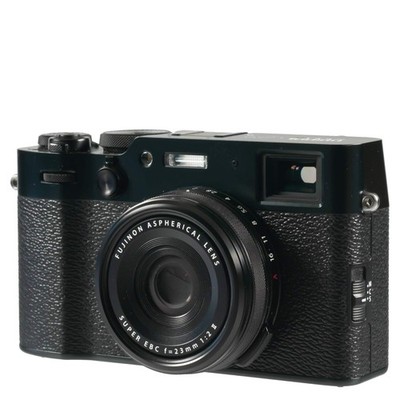 Fujifilm X 100 VI black + Freewell 1.5x Converter, nur 1.000 Auslösungen  (S745)