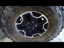 Wheel 17x7-12 10 Slot Painted With Machined Accent Fits 13-17 Wrangler 693586 Wheel 17x7-12 10 Slot Painted With Machined Accent Fits 13-17 Wrangler 693586