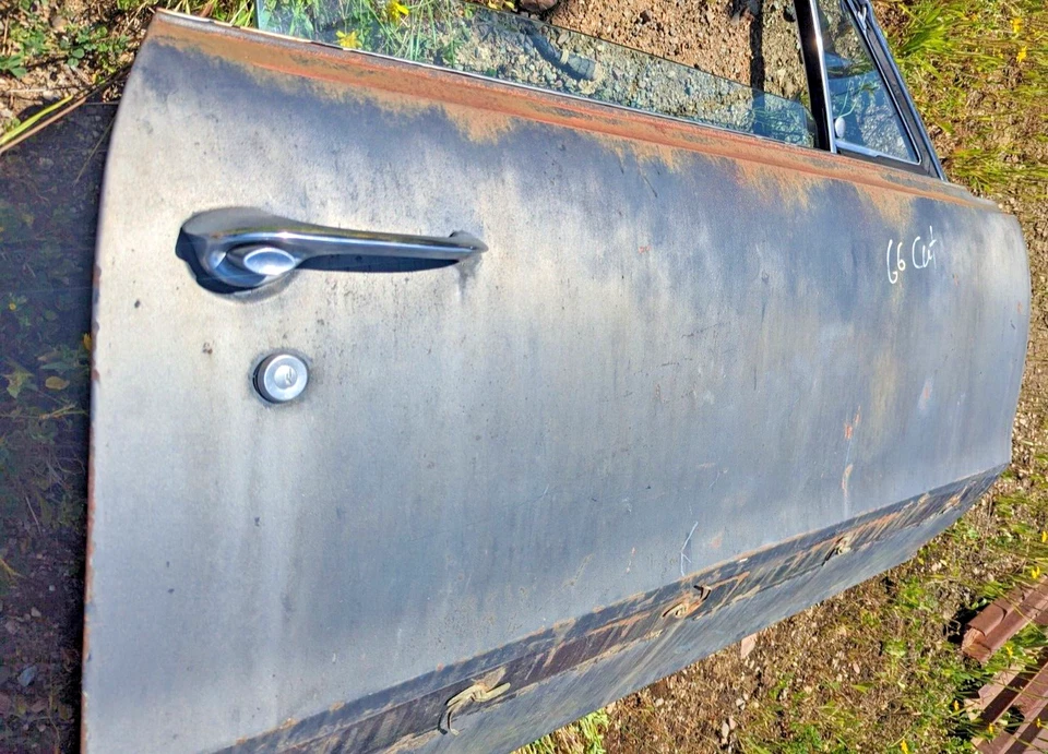 Oldsmobile Cutlass 442 1966 1967 2 puertas ht convertible puerta derecha carcasa OEM Foto 4 de 4