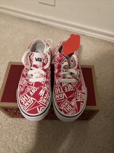VTG 90s Dead Stock VANS Lace Deck Red Leaf On Black Shoes VTG 90s Dead Stock VANS Lace Deck Red Leaf On Black Shoes