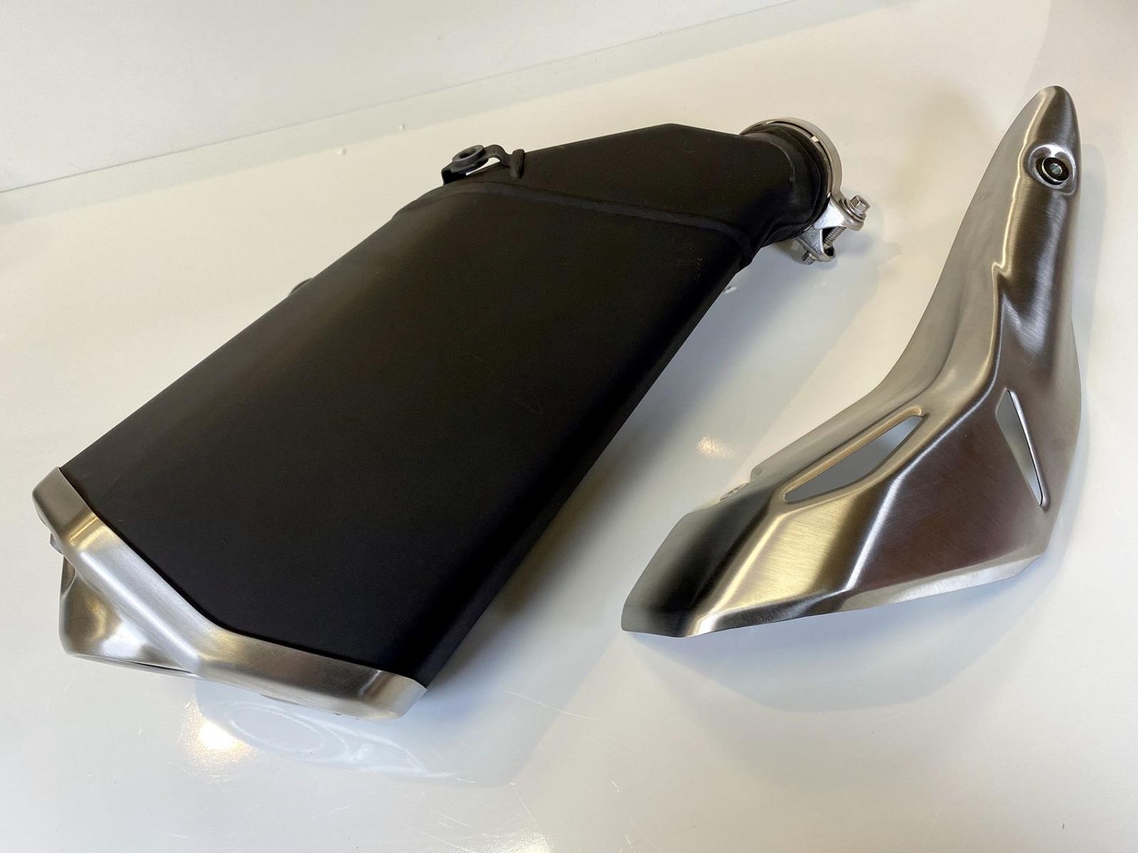 Kawasaki Z900 Standard Exhaust Silencer & Heat Shield OEM Parts KH1K666