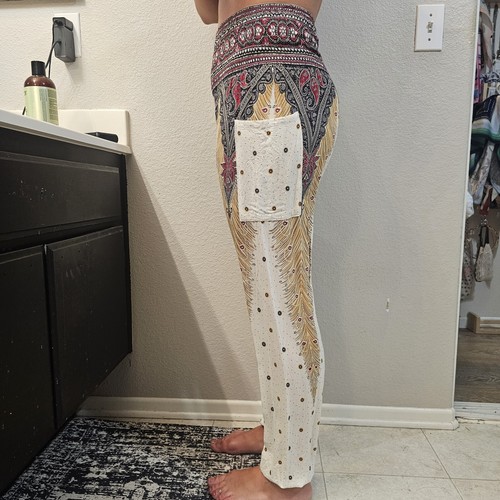 Women's White, Red, Tan And Black Harem Pant Fits Like A Small/Medium - Picture 8 of 12