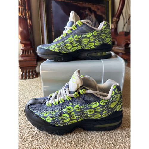 Nike Air Max 95 verde fluo e grigio sneakers scarpe da ginnastica giovani taglia 6,5 anni - Foto 9 di 10