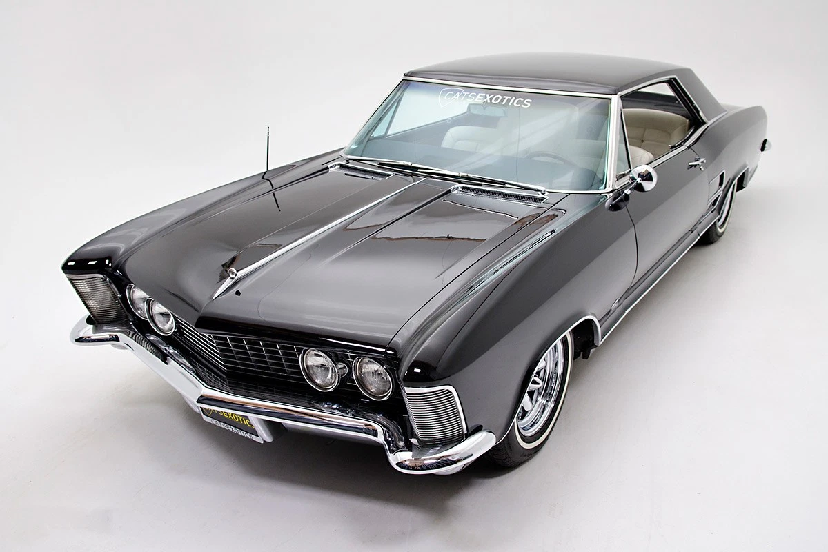 1964 Buick Riviera, Sharp as a Thorn
