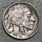 1917 Buffalo nickel Nice Original UNC Condition Toned, Clear split tail!