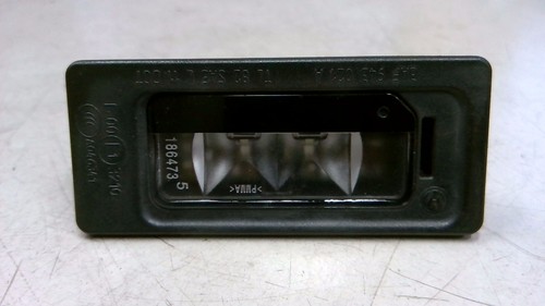 Kennzeichenleuchte seitlich 3AF943021A VW Touran 1.6 TDI DPF DSG Bj 2013 1 T