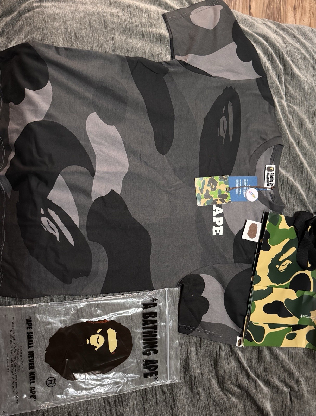 A Bathing Ape Camouflage Logo Crew Neck Cotton Jersey T-Shirt Men’s Large thumbnail 2