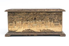 A Large Chinese Qing Dynasty Lacquer Gilt Box, 19th C