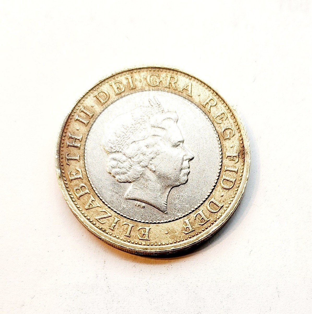 ＱＵＥＥＮ　ＥＬＩＺＡＢＥＴＨ　ＴＨＥ　ＳＥＣＯＮＤ 27x25mm Queen Elizabeth the Second Coin Charm Double Side