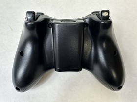 Microsoft Xbox 360 S, 1439, 4GB, Tested and In Working Condition, 1 Controller 