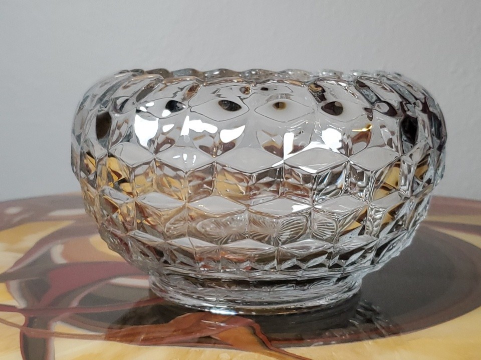 Fostoria American Clear 8-Inch Round Cupped Serving Bowl